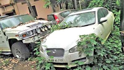 തുരുന്പെടുക്കുന്നതിന് മുന്പേ... തുരുന്പെടുക്കുന്നതിന് മുന്പേ...