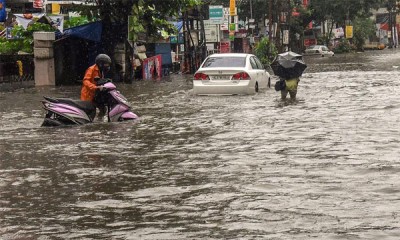 മഴപെയ്ത്ത് തുടരുന്പോൾ... മഴപെയ്ത്ത് തുടരുന്പോൾ...