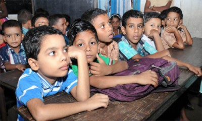 ചട്ടങ്ങളിലെ കല്ലുകടികൾ ചട്ടങ്ങളിലെ കല്ലുകടികൾ