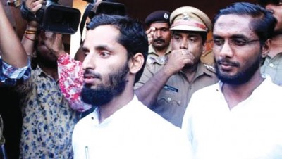 നുഴഞ്ഞു കയറുന്ന ഭീകരത! നുഴഞ്ഞു കയറുന്ന ഭീകരത!