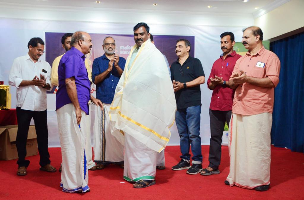 article-image