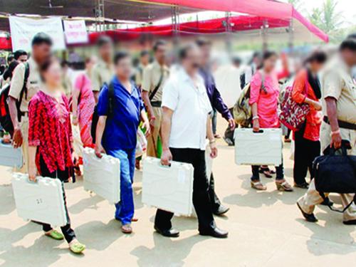 തി​ര​ഞ്ഞെ​ടു​പ്പ് ജോ​ലി​ക​ൾ​ക്ക് അദ്​ധ്യാ​പ​ക​രെ നി​യോ​ഗി​ക്കു​ന്ന​തി​നെ​തി​രെ കേ​ന്ദ്ര മാ​ന​വവി​ഭ​വ​ശേ​ഷി മ​ന്ത്രാ​ല​യം