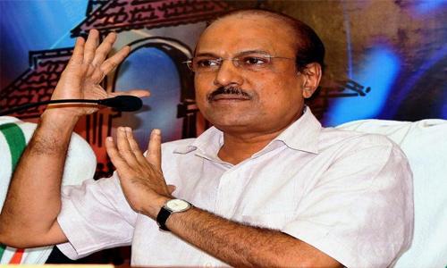 ഉമ്മന്ചാണ്ടിക്ക് പല കത്തുകളും എഴുതിയിട്ടുണ്ടാകാമെന്ന് കുഞ്ഞാലിക്കുട്ടി ഉമ്മന്ചാണ്ടിക്ക് പല കത്തുകളും എഴുതിയിട്ടുണ്ടാകാമെന്ന് കുഞ്ഞാലിക്കുട്ടി