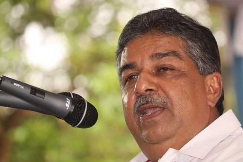 മന്ത്രി സജി ചെറിയാൻ രാജിവച്ചു മന്ത്രി സജി ചെറിയാൻ രാജിവച്ചു