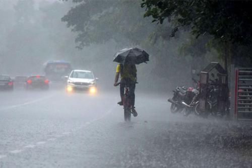ഞായറാഴ്ചമുതൽ 7 ദിവസത്തേക്ക് കേരളത്തിൽ കനത്ത മഴക്ക് സാധ്യത ഞായറാഴ്ചമുതൽ 7 ദിവസത്തേക്ക് കേരളത്തിൽ കനത്ത മഴക്ക് സാധ്യത