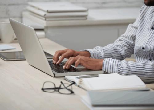 ബഹ്‌റൈനിൽ സർക്കാർ ഓഫീസുകൾ ഞായറാഴ്ച മുതൽ സാധാരണ നിലയിലേക്ക്; വർക്ക് ഫ്രം ഹോം അവസാനിക്കുന്നു