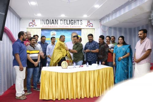 അശോകൻ താമരക്കുളത്തിനു വോയ്‌സ്  ഓഫ് ആലപ്പി യാത്രയയപ്പു നൽകി 