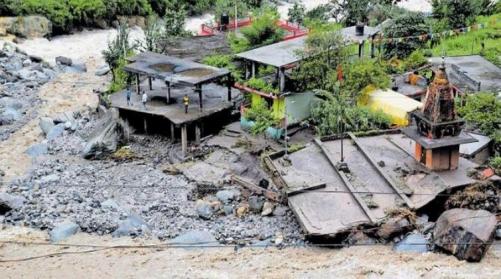 ഹിമാചൽപ്രദേശിലും കശ്മീരിലും കനത്ത മഴ: മിന്നൽ പ്രളയത്തിൽ 16 മരണം