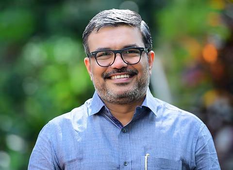 കേരളത്തില് തദ്ദേശീയ മദ്യത്തിന്റെ ഉദ്പാദനം വര്ധിപ്പിക്കണം, വിദേശത്തേയ്ക്ക് കയറ്റുമതി ചെയ്യണം' ;മന്ത്രി എംബി രാജേഷ് കേരളത്തില് തദ്ദേശീയ മദ്യത്തിന്റെ ഉദ്പാദനം വര്ധിപ്പിക്കണം, വിദേശത്തേയ്ക്ക് കയറ്റുമതി ചെയ്യണം' ;മന്ത്രി എംബി രാജേഷ്