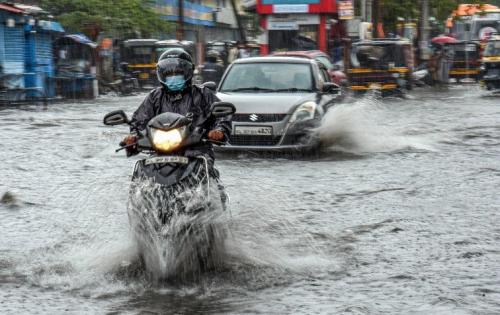 മഴക്കെടുതി: കേരളത്തിൽ മരണം എട്ടായി മഴക്കെടുതി: കേരളത്തിൽ മരണം എട്ടായി