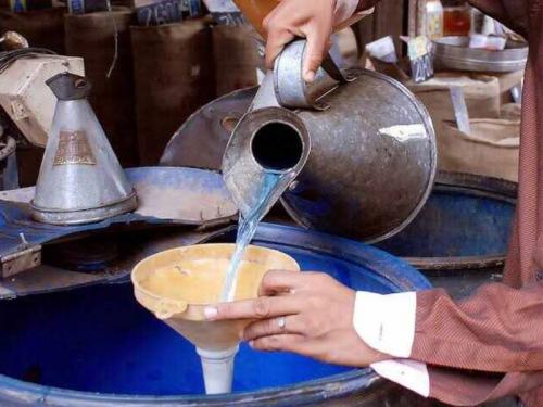 നീല, വെള്ള റേഷൻ കാർഡുകൾക്ക് ഇനി മണ്ണെണ്ണ ഇല്ല നീല, വെള്ള റേഷൻ കാർഡുകൾക്ക് ഇനി മണ്ണെണ്ണ ഇല്ല