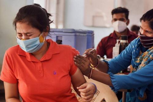 ഇന്ത്യയിൽ 29,689 പേർക്ക് കൂടി കോവിഡ് സ്ഥിരീകരിച്ചു ഇന്ത്യയിൽ 29,689 പേർക്ക് കൂടി കോവിഡ് സ്ഥിരീകരിച്ചു