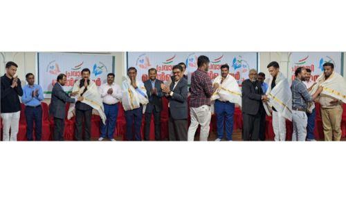 പുതുതായി തെരഞ്ഞെടുക്കപ്പെട്ട ഇന്ത്യൻ സ്കൂൾ ഭാരവാഹികൾക്ക് പ്രവാസി വെൽഫെയർ സ്വീകരണം നൽകി പുതുതായി തെരഞ്ഞെടുക്കപ്പെട്ട ഇന്ത്യൻ സ്കൂൾ ഭാരവാഹികൾക്ക് പ്രവാസി വെൽഫെയർ സ്വീകരണം നൽകി