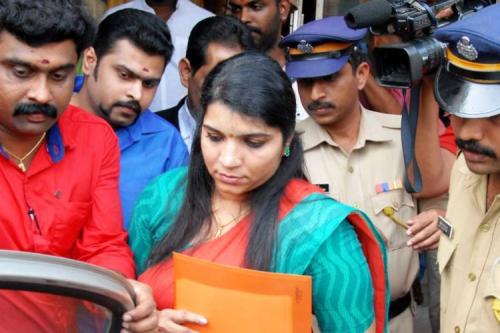 സോളാർ കേസ് സിബിഐയ്ക്ക് വിട്ടു സോളാർ കേസ് സിബിഐയ്ക്ക് വിട്ടു