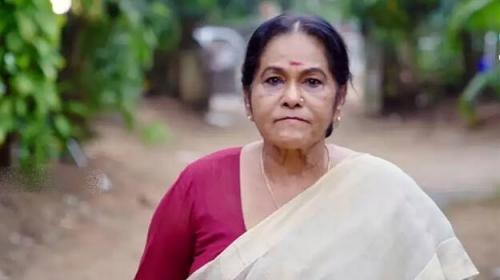 നടി കെപിഎസി ലളിത തീവ്രപരിചരണ വിഭാഗത്തിൽ