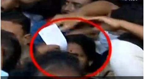 ദര്‍ശനത്തിനെത്തിയ സ്ത്രീയെ തടഞ്ഞവര്‍ക്കെതിരെ കേസ് 