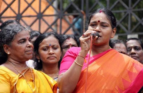 മുസ്ലീം ലീഗിനെ എൻഡിഎയിലേക്ക് വീണ്ടും സ്വാഗതം ചെയ്ത് ശോഭ സുരേന്ദ്രൻ മുസ്ലീം ലീഗിനെ എൻഡിഎയിലേക്ക് വീണ്ടും സ്വാഗതം ചെയ്ത് ശോഭ സുരേന്ദ്രൻ