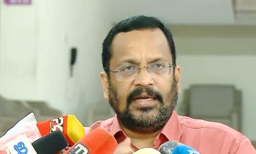 കോന്നി താലൂക്ക് ഓഫീസിലെ ജീവനക്കാരുടെ ഉല്ലാസയാത്ര; കർശന നടപടിയെന്ന് റവന്യൂമന്ത്രി കോന്നി താലൂക്ക് ഓഫീസിലെ ജീവനക്കാരുടെ ഉല്ലാസയാത്ര; കർശന നടപടിയെന്ന് റവന്യൂമന്ത്രി