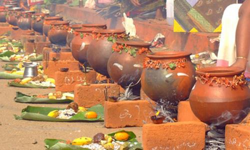 യു­.എ.ഇയി­ലും ആറ്റു­കാ­ലമ്മയ്ക്ക്  പൊ­ങ്കാ­ല അർ‍­പ്പി­ച്ച് ഭക്തർ‍
