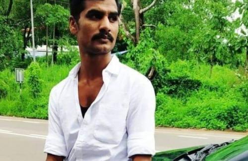 കാപ്പാ കേസ് പ്രതിയെ നടുറോഡിൽ കുത്തിക്കൊന്നു കാപ്പാ കേസ് പ്രതിയെ നടുറോഡിൽ കുത്തിക്കൊന്നു