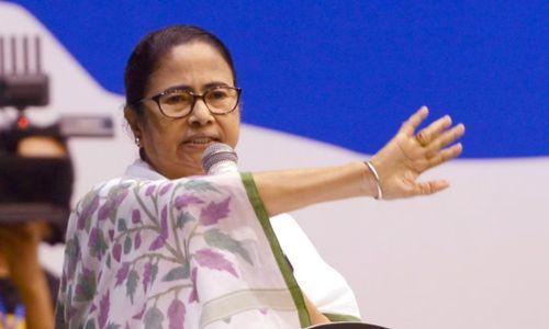 ബംഗാളിനുള്ള കേന്ദ്ര ഫണ്ട് കുടിശിക ഏഴ് ദിവസത്തിനുള്ളിൽ നൽകിയില്ലെങ്കിൽ സമരം ആരംഭിക്കുമെന്ന് മമതാ ബാനർജി ബംഗാളിനുള്ള കേന്ദ്ര ഫണ്ട് കുടിശിക ഏഴ് ദിവസത്തിനുള്ളിൽ നൽകിയില്ലെങ്കിൽ സമരം ആരംഭിക്കുമെന്ന് മമതാ ബാനർജി