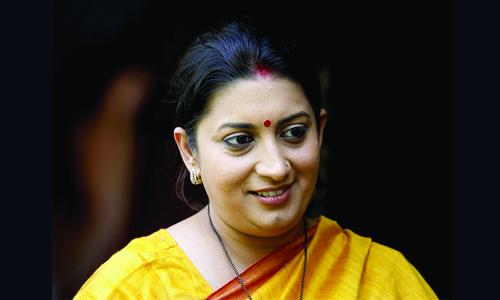 സ്മൃതി ഇറാനിയുടെ വിദ്യാഭ്യാസ യോഗ്യത : മുഴുവന്‍ രേഖകളും ഹാജരാക്കണമെന്ന് ഹൈക്കോടതി