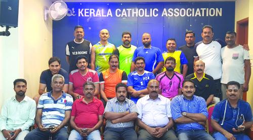 വോ­ളി­ബോൾ ടൂ­ർ­ണ്ണമെ­ന്റ്  സംഘടി­പ്പി­ക്കു­ന്നു­