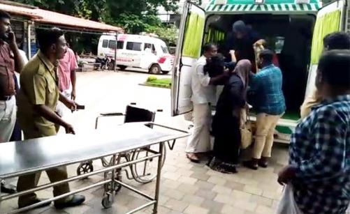 ഭക്ഷ്യ വിഷബാധ; കോഴിക്കോട് കീഴ്പയ്യൂർ സ്കൂളിലെ വിദ്യാർത്ഥികൾ ആശുപത്രിയിൽ   