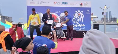 വാട്ടർ ഗാർഡൻ സിറ്റിയിൽ മാരത്തൺ; 'ലൈറ്റ്സ് ഓഫ് കൈൻഡ്‌നെസ്' ടീമിന് ആദരം