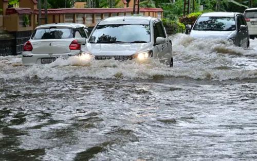 കോടികളുടെ പ്രളയ മുന്നറിയിപ്പ് സംവിധാനങ്ങൾ എവിടെ? എൽഡിഎഫ് സർക്കാരിന്റെ വെള്ളപ്പൊക്ക പ്രതിരോധ പദ്ധതി ചർച്ചയാകുന്നു