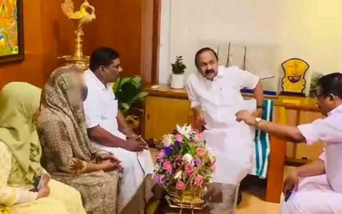 ഐ.സി.യു പീഡനം: അതിജീവിതക്ക് മുഖ്യമന്ത്രിയുടെ ദുരിതാശ്വാസ നിധിയിൽനിന്ന് അഞ്ച് ലക്ഷം രൂപ നഷ്ടപരിഹാരം
