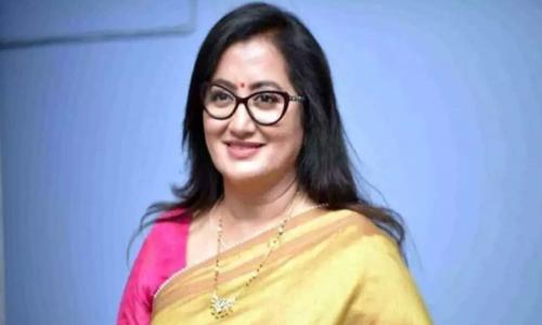 നടി സുമലത ബി.ജെ.പിയിലേക്ക് നടി സുമലത ബി.ജെ.പിയിലേക്ക്