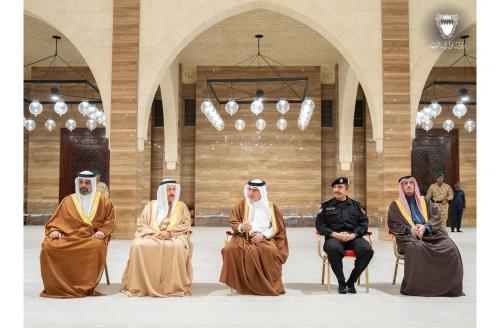 രാജ്യത്തോടുള്ള കടമ നിറവേറ്റണം :  മതപണ്ഡിതരെയും പ്രമുഖരെയും കണ്ട് ബഹ്റൈൻ കിരീടാവകാശി