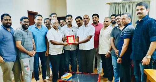 യാത്രയയപ്പ് നൽകി.   