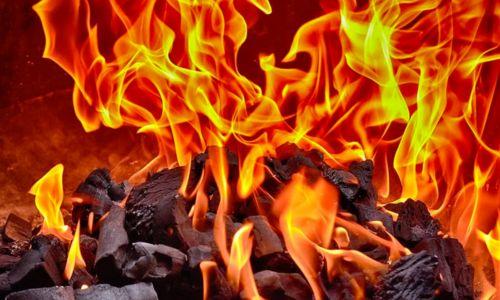 തമിഴ്നാട്ടിലെ പടക്കനിര്മാണശാലയില് സ്ഫോടനം; മൂന്ന് പേര് മരിച്ചു തമിഴ്നാട്ടിലെ പടക്കനിര്മാണശാലയില് സ്ഫോടനം; മൂന്ന് പേര് മരിച്ചു