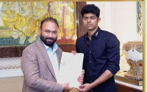 ദളപതി വിജയുടെ മകൻ സംവിധാന രംഗത്തേക്ക്