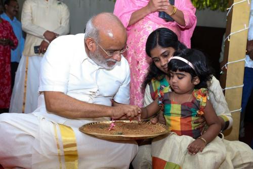 ഗുരുദേവ സോഷ്യൽ സൊസൈറ്റിയുടെ നവരാത്രി ആഘോഷങ്ങൾക്ക് വിദ്യാരംഭത്തോടെ സമാപനം
