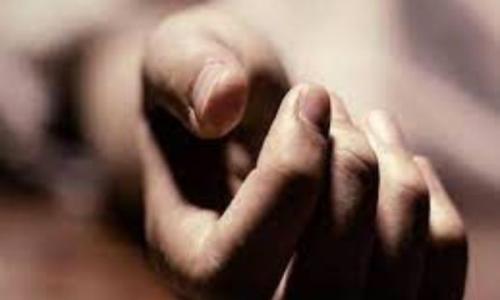 ഷാർജയിൽ ഭാര്യയെയും രണ്ടു മക്കളെയും കൊലപ്പെടുത്തിയ പ്രവാസി യുവാവ് കെട്ടിടത്തിൽ നിന്നും ചാടി മരിച്ചു ഷാർജയിൽ ഭാര്യയെയും രണ്ടു മക്കളെയും കൊലപ്പെടുത്തിയ പ്രവാസി യുവാവ് കെട്ടിടത്തിൽ നിന്നും ചാടി മരിച്ചു