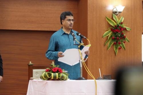 മണിക് സാഹ ത്രിപുര മുഖ്യമന്ത്രിയായി സത്യപ്രതിജ്ഞ ചെയ്തു മണിക് സാഹ ത്രിപുര മുഖ്യമന്ത്രിയായി സത്യപ്രതിജ്ഞ ചെയ്തു