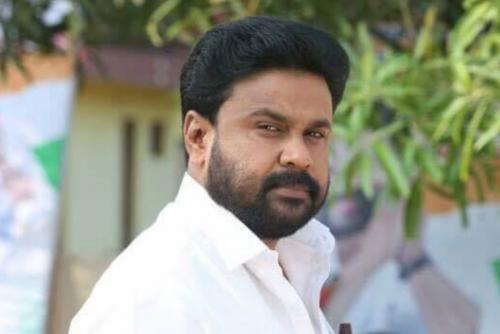 12 നമ്പറുകളിലേക്കുള്ള ചാറ്റുകൾ ദിലീപ് തിരിച്ചെടുക്കാനാകാത്ത വിധം നീക്കം ചെയ്തു; ദുരൂഹതയെന്ന് പോലീസ്