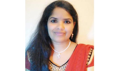 എഴു­ത്തു­പു­രയി­ലെ­ കഥാ­കാ­രി­ക്ക് ആർ.കെ­ രവി­വർ­മ്മ പു­രസ്കാ­രം 