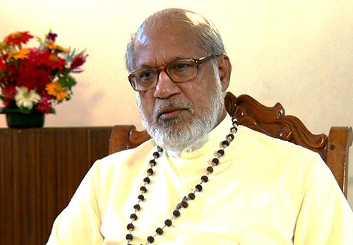 ബിഷപ്പ് ഹൗസിലേക്ക് മടങ്ങിവരണമെന്ന് കർ‍ദ്ദിനാൾ ആലഞ്ചേരി; പദവി ഇല്ലാതെ തിരിച്ചുവരില്ലെന്ന് മെത്രാന്മാർ‍