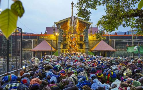 ശബരിമലയിൽ അരവണ പ്രതിസന്ധി; നടതുറക്കാൻ അഞ്ചുദിവസം മാത്രം, സ്റ്റോക്ക് 27,000 ടിൻ