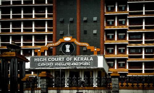 സ്‌കൂൾ കലോത്സവം; പരാജയം ഉൾക്കൊള്ളാൻ രക്ഷിതാക്കൾ മക്കളെ സജ്ജരാക്കണമെന്ന് ഹൈക്കോടതി