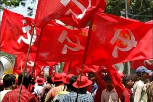 ഒരു ലക്ഷം പേരെ അണിനിരത്തി ഗവർണർക്കെതിരെ സമരം നടത്തുമെന്ന് സിപിഐഎം ഒരു ലക്ഷം പേരെ അണിനിരത്തി ഗവർണർക്കെതിരെ സമരം നടത്തുമെന്ന് സിപിഐഎം