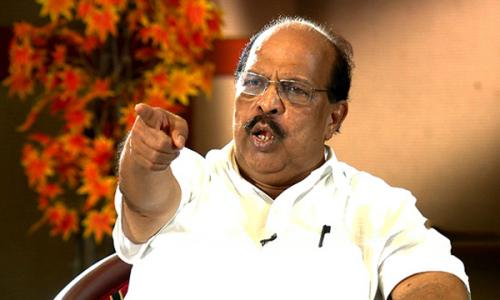 ആവശ്യപ്പെ­ടു­ന്നി­ടത്തെ­ല്ലാം കു­ടി­വെ­ള്ളം : മന്ത്രി­ സു­ധാ­കരൻ