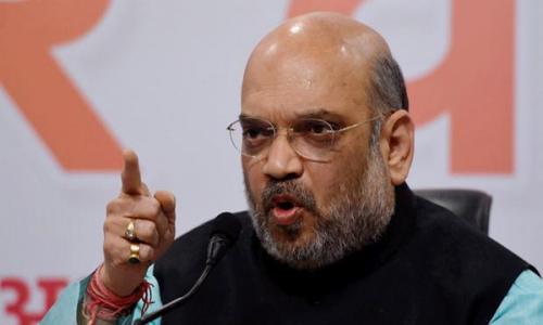 കർ­ണാ­ടക ഭരി­ക്കു­ന്നത് ഉത്തരവാ­ദി­ത്വമി­ല്ലാ­ത്ത സർ­ക്കാ­രാ­ണെ­ന്ന് അമിത് ഷാ­
