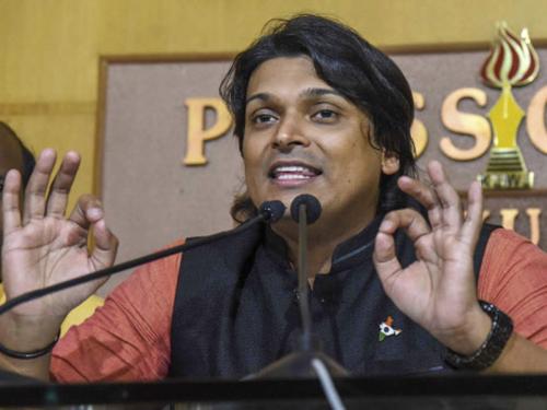 നമ്പി നാരായണന് ശേഷം കേരള ചരിത്രത്തിൽ ഏറ്റവും വേട്ടയാടപ്പെട്ട വ്യക്തിയാണ് ദിലീപെന്ന് രാഹുൽ ഈശ്വർ നമ്പി നാരായണന് ശേഷം കേരള ചരിത്രത്തിൽ ഏറ്റവും വേട്ടയാടപ്പെട്ട വ്യക്തിയാണ് ദിലീപെന്ന് രാഹുൽ ഈശ്വർ