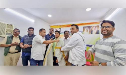 ബഹ്റൈൻ ദേശീയ ക്രിക്കറ്റ് ടീമിൽ ഇടം ലഭിച്ച മുഹമ്മദ് ബാസിലിനെ ഒ.ഐ.സി.സി പാലക്കാട് ജില്ല കമ്മിറ്റി ആദരിച്ചു ബഹ്റൈൻ ദേശീയ ക്രിക്കറ്റ് ടീമിൽ ഇടം ലഭിച്ച മുഹമ്മദ് ബാസിലിനെ ഒ.ഐ.സി.സി പാലക്കാട് ജില്ല കമ്മിറ്റി ആദരിച്ചു
