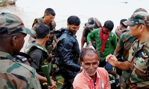 ഗുജറാത്തിൽ കനത്ത മഴയിൽ നാലു മരണം